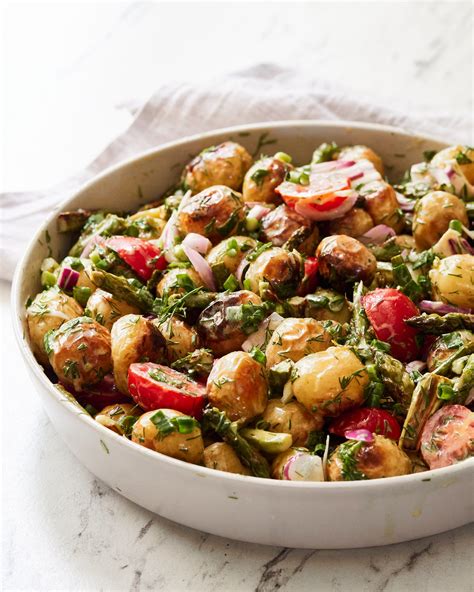 Roasted Asparagus & Potatoes Salad [VIDEO] - Delice Recipes