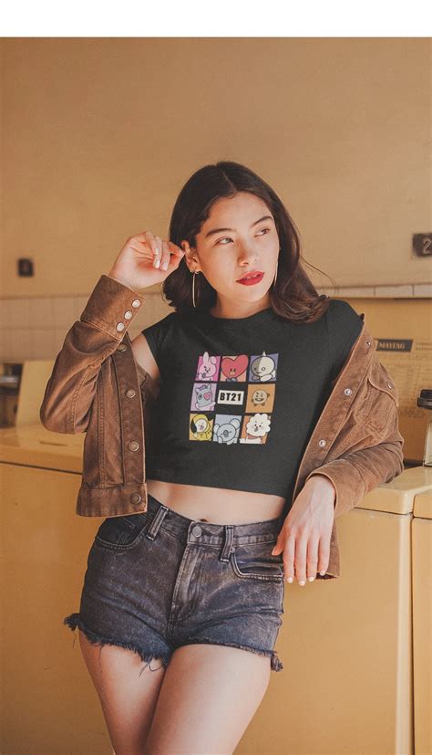 CHIBI BT21 SQUAD : BTS - HALF-SLEEVE CROP TOPS by ANTHERR