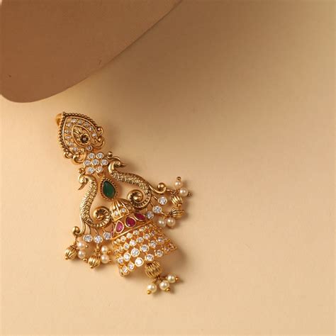 Buy Nishara Antique Pendant Set | Tarinika - Tarinika India