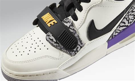 Air Jordan Legacy 312 Low Older Kids' Shoe. Nike IN