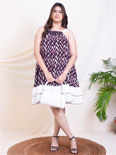 Women's Plus Size Wine Zig-Zag With Schiffli Tiered Halter Neck Women