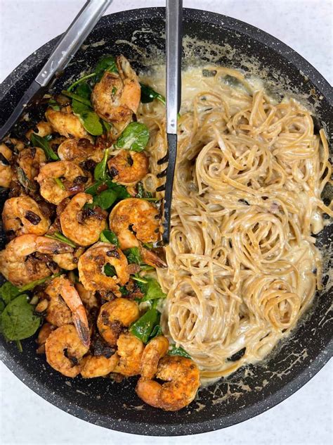 Healthy Shrimp Alfredo with Spinach - Drizzle Me Skinny!