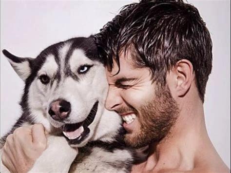 Do Pictures Of You Holding Your Dog Get You More Matches On A Dating ...