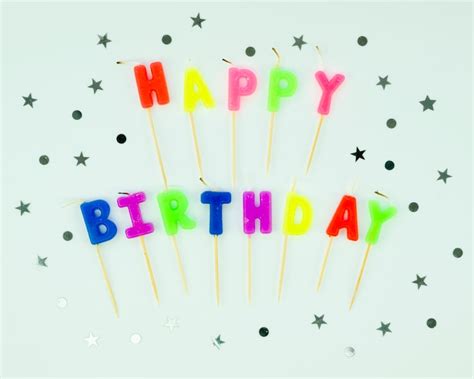 Fijne verjaardag Afbeeldingen - Gratis downloaden op Freepik