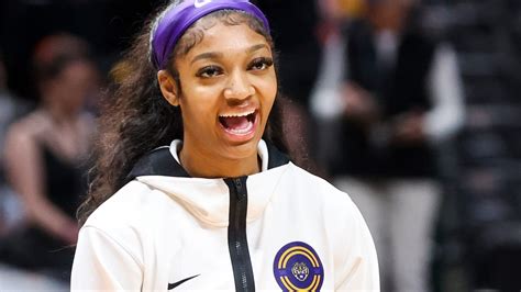 Shaquille O'Neal anoints Angel Reese 'greatest athlete' in LSU history ...