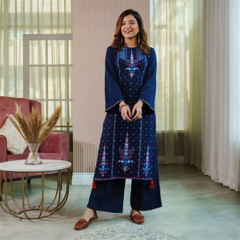 Buy Women's Kurta and Kurtis Online in India – Rustorange