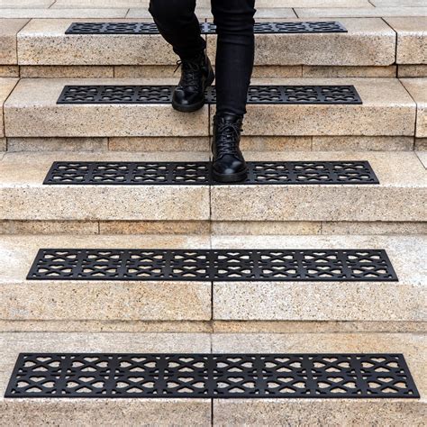 Snapklik.com : Spurtar Rubber Stair Treads Non Slip Outdoor 35"x10"