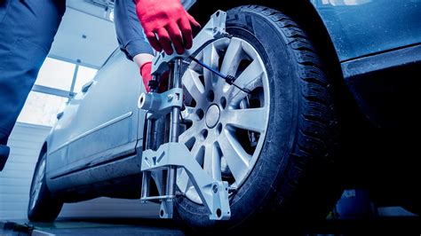 Kwik-Fit – Car Service & Fitment Centres