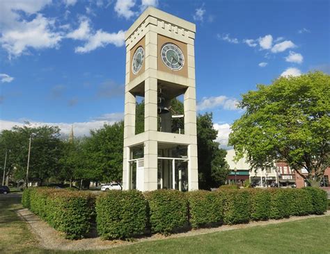 Saginaw County Courthouse Clock (Saginaw, Michigan) - a photo on Flickriver