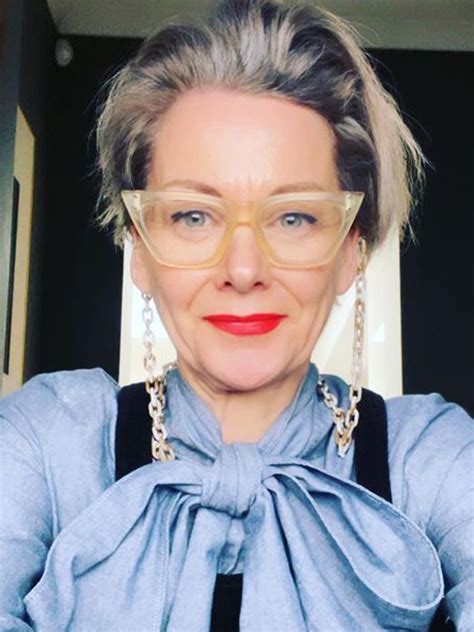 Laser Skin Tightening: Everything You Need to Know | Who What Wear