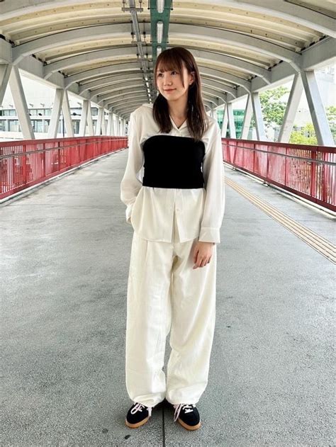 Check styling ideas for「Satin Blouse」| UNIQLO IN