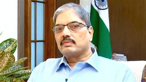 Relief as Chief Secretary Vishwas Mehta test negative for COVID-19 ...