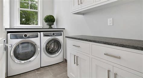 What’s the Best Flooring To Use for a Laundry Room?