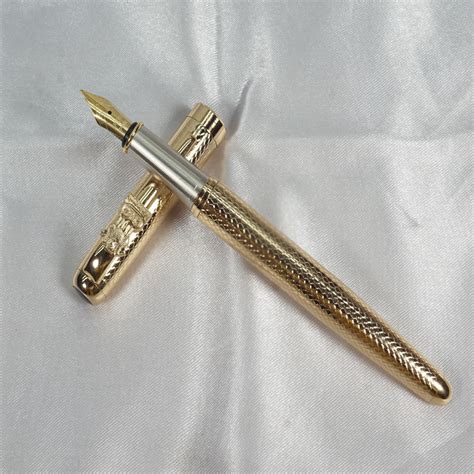 penhouse.in Full Gold Color Design Body With Ashoka Emblem on Clip Fine ...