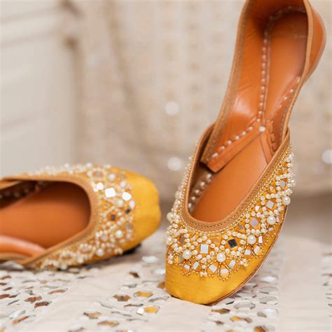 10 Needledust Alternatives To Check Out For Wedding Season | LBB