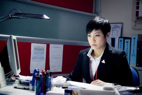 《夺命金》：近10年来香港的满分电影！只有他敢拍这么露骨 - 知乎