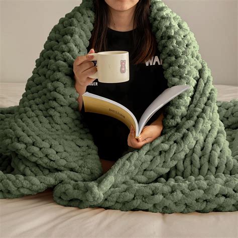 Amazon.com: ATMOSURELY Ultra Soft Sage Green Chunky Knit Throw Blanket ...