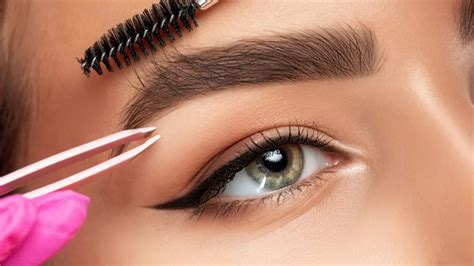 Discover 5 Eyebrow Shapes That Perfectly Complement Your Face Type