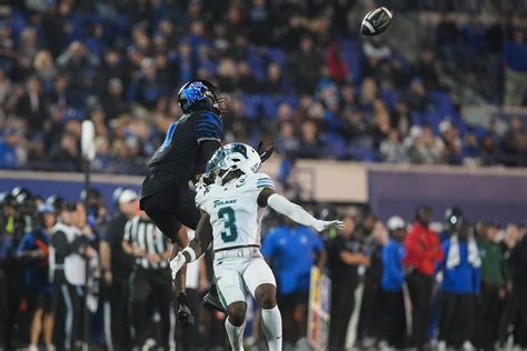 Memphis can't complete comeback, falls to Tulane in wild game