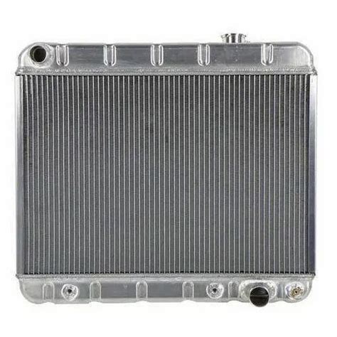 Engine Radiators - Chervolet Tavera Radiator Manufacturer from Indore