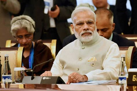 PM Modi breaks his silence; defends Rajan against Swamy
