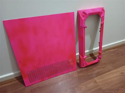 Spray-Paint Computer Case 的图像结果