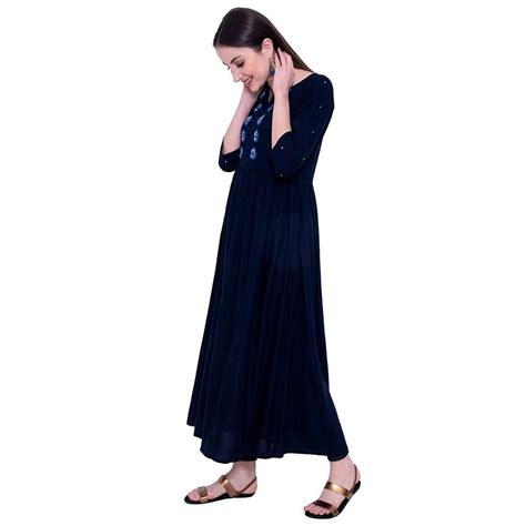 Arayna Women's Rayon Anarkali Kurta – SheetKart