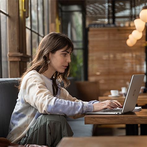 HP Intel Core i7 13th Gen 13620H - (16 GB/512 GB SSD/Windows 11 Home ...