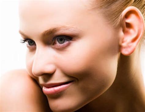Even Your Ear's Have Blackheads, Get Rid of Them Easily - lifeberrys.com
