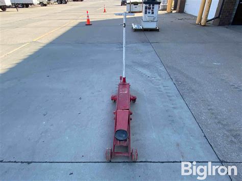 Norco Lifting 20 Ton Hydraulic Floor Jack | Agriculture | BigIron