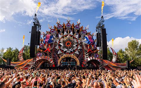 Inside Mysteryland's Historic 30th Anniversary Festival, a Blissed-Out Dance Music Haven - EDM