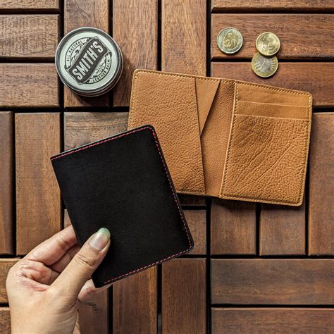 Wallets – The Black Canvas