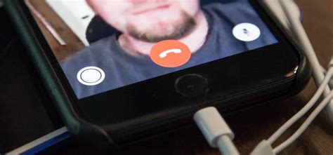 Take Live Photos of FaceTime Video Calls (& Protect Yourself from ...