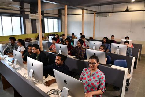NSHM Kolkata Campus: Photos, Virtual Tour