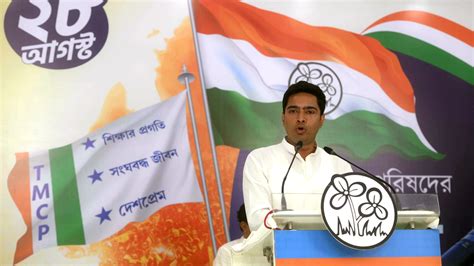 West Bengal: TMC To Continue With Their Sit-In Dharna Till Governor ...