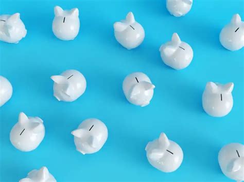 How many types of co-operative banks operate in the country? - Should ...