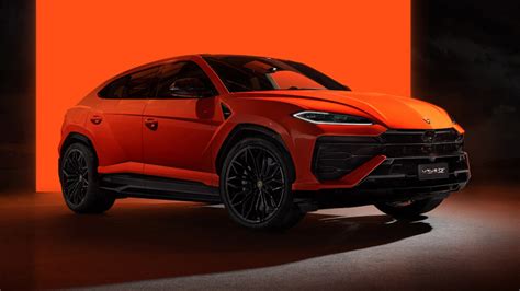 Lamborghini Cars Price 2025 - Check Images, specifications & Features ...