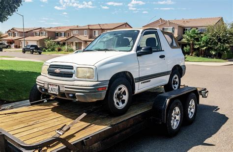 2000 Chevrolet Tracker