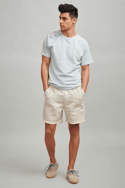 dash and dot: Buy T-shirts for Men Online - Tees & Polo Shirts For Men