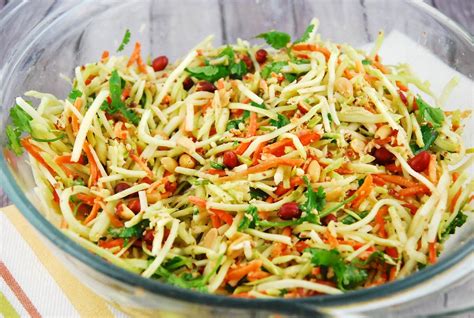 Crack Slaw Recipe - A Healthy Low Calorie Stir Fry | LaaLoosh