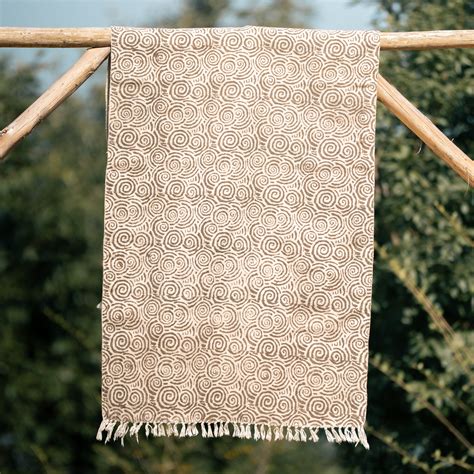 Vritta Rug – Vinyasa