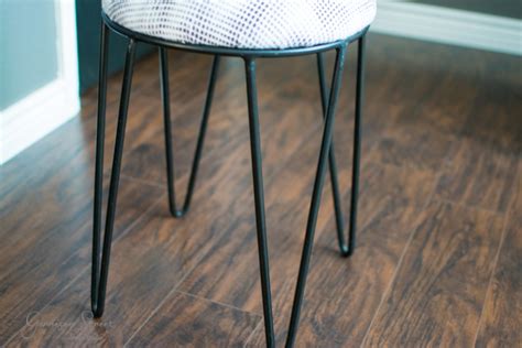 Footstool DIY 的图像结果