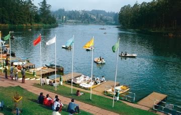 Experience 4 Days Ooty Lake Vacation Package | Ooty Trip Package for 3 ...