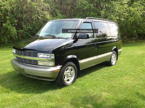 2004 Chevrolet Astro Ls Standard Passenger Van 3 - Door 4. 3l