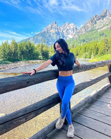 Olivia Dunne in awe at Elena Arenas' stunning new post after LSU bestie was told her pics ...