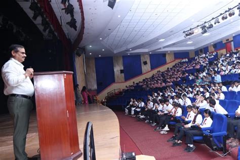 Teerthanker Mahaveer University, Faculty of Education Moradabad Campus ...