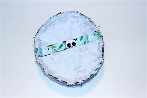 Free Tutorial Pattern for Cushion with Stuffing 的图像结果