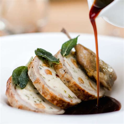 The Best Restaurants in Harvard Square, Ranked - Thrillist