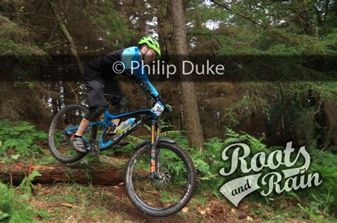 Lorcan DEERING 114 - Roots & Rain