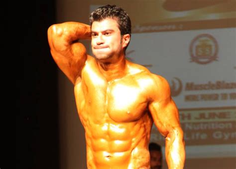 ‘If you wear a t-shirt, people think you’re pretentious’: Mr Kashmir on ...